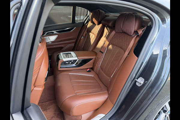 BMW 7 Serie 750i xDrive High Executive M-Sport | Panoramadak | 360* Camera | Bowers & Wilkins | Massage | Head-Up |