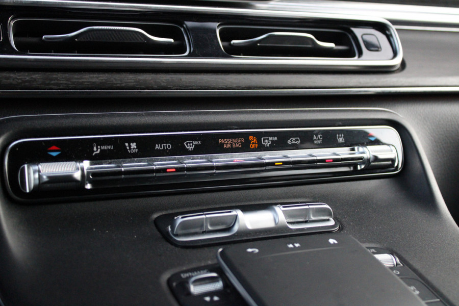 Mercedes-Benz V-Klasse 300d L3 Avantgarde 4Matic 239pk DC - 2x Schuif - Leder - Stoel/Stuurverwarming - LED - ACC - Blindspot - Rijklaar