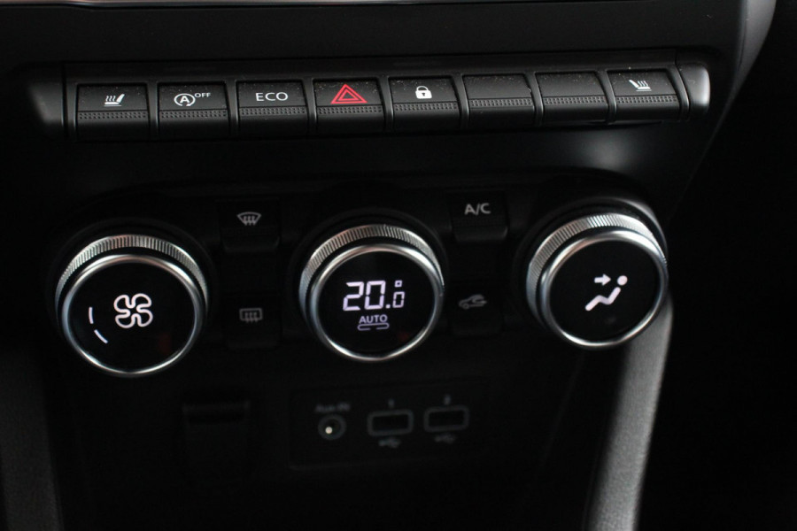 Renault Clio 1.0 TCe 100pk Experience | Navigatie | Climate control | Led | Parkeer sensoren | DAB | Cruise Control