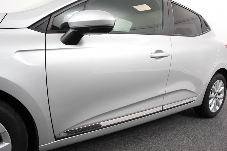 Renault Clio 1.0 TCe 100pk Experience | Navigatie | Climate control | Led | Parkeer sensoren | DAB | Cruise Control