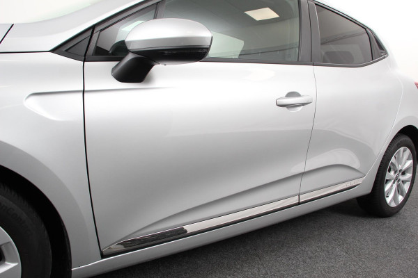 Renault Clio 1.0 TCe 100pk Experience | Navigatie | Climate control | Led | Parkeer sensoren | DAB | Cruise Control