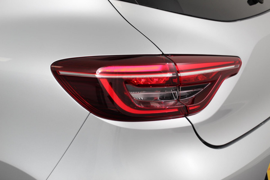 Renault Clio 1.0 TCe 100pk Experience | Navigatie | Climate control | Led | Parkeer sensoren | DAB | Cruise Control