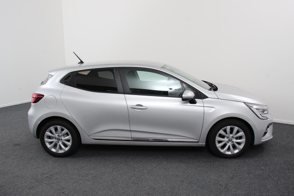 Renault Clio 1.0 TCe 100pk Experience | Navigatie | Climate control | Led | Parkeer sensoren | DAB | Cruise Control