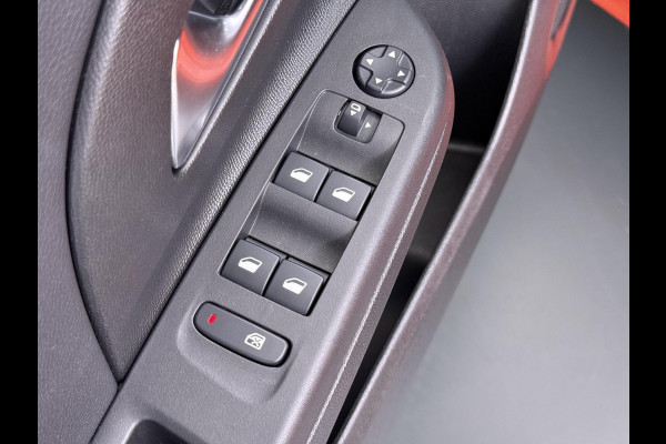 Opel CORSA-E GS Line 50 kWh SOH 92%| 3-FASE  | ORIGINEEL NL AUTO |  COMPLETE AUTO!| STOEL + STUUR VERWARMING| CAMERA| | RIJKLAARPRIJS INCL. 12 MND BOVAG GARANTIE