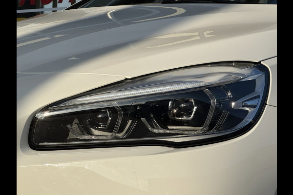 BMW 2 Serie Active Tourer 225xe iPerformance eDrive Edition - AUTOMAAT I Navigatie I Airco I PDC I Sport velgen I Dealer onderh.