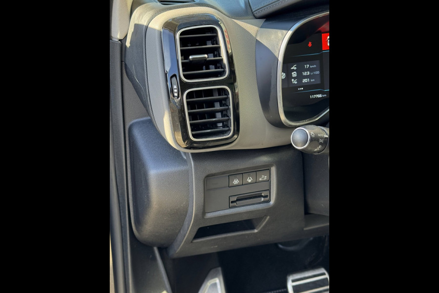 Citroën C5 Aircross 1.2 PureTech Shine Pack - AUTOMAAT I Panorama dak I Navigatie / Apple CarPlay I Airco I Sport velgen I PDC I