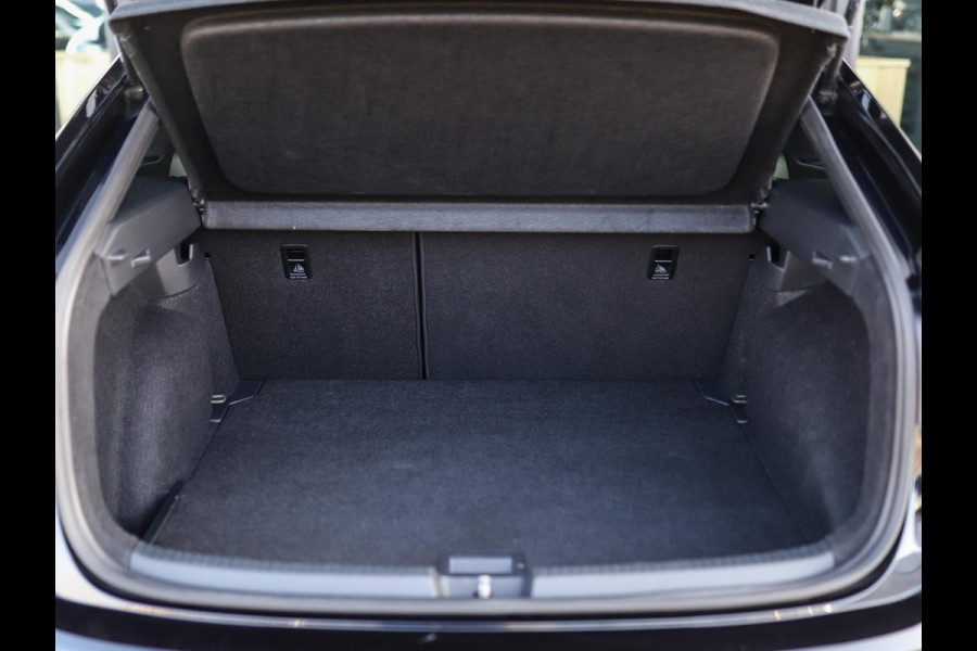 Volkswagen Taigo 1.0 TSI R-Line | Keyless | Camera | Stoelverw. | ACC