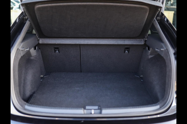 Volkswagen Taigo 1.0 TSI R-Line | Keyless | Camera | Stoelverw. | ACC