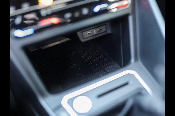 Volkswagen Taigo 1.0 TSI R-Line | Keyless | Camera | Stoelverw. | ACC