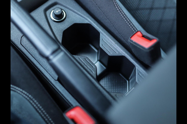 Volkswagen Taigo 1.0 TSI R-Line | Keyless | Camera | Stoelverw. | ACC