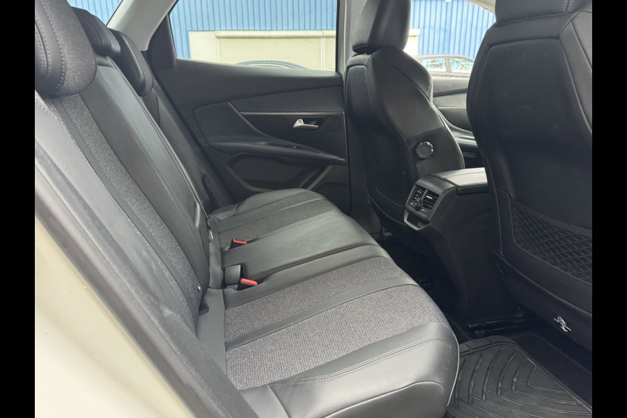 Peugeot 3008 1.2 PureTech Allure Pack AUTOMAAT - Navigatie / Apple Carplay I Airco I LED I DPC I Sport pakket I Dealer onderhouden