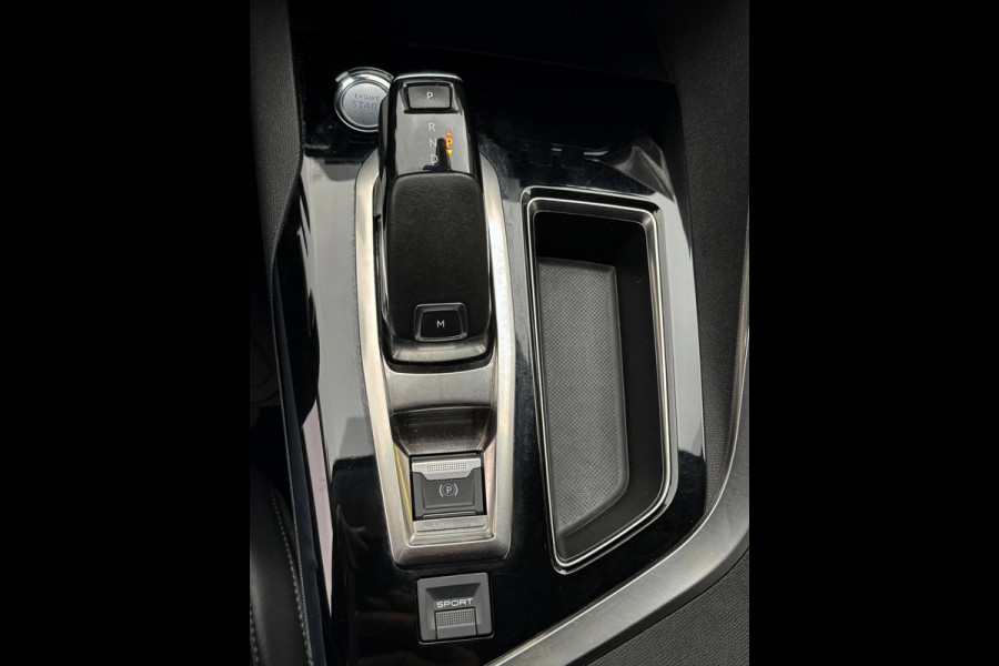 Peugeot 3008 1.2 PureTech Allure Pack AUTOMAAT - Navigatie / Apple Carplay I Airco I LED I DPC I Sport pakket I Dealer onderhouden
