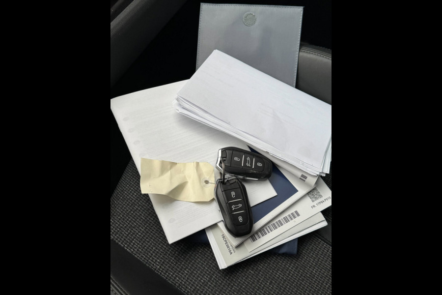 Peugeot 3008 1.2 PureTech Allure Pack AUTOMAAT - Navigatie / Apple Carplay I Airco I LED I DPC I Sport pakket I Dealer onderhouden