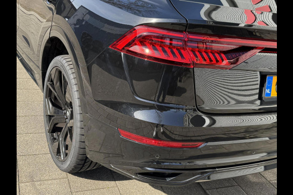 Audi Q8 3.0 -V6 24V 55 TFSi Quattro - Panorama dak I Airco I Leer I 23 inch velgen I PDC I Led i 24.000 KM