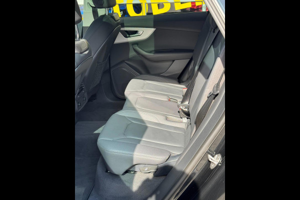 Audi Q8 3.0 -V6 24V 55 TFSi Quattro - Panorama dak I Airco I Leer I 23 inch velgen I PDC I Led i 24.000 KM