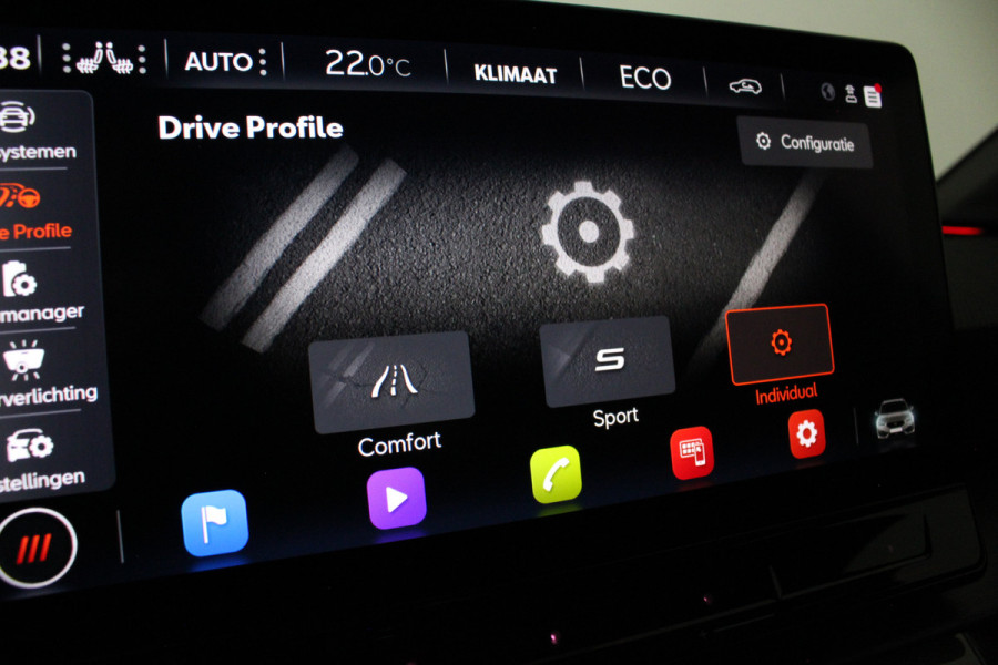 CUPRA Leon Sportstourer 1.4 e-Hybrid Business > Midnight Black/Dynamic Chassis Control/Stuurwielverwarming...