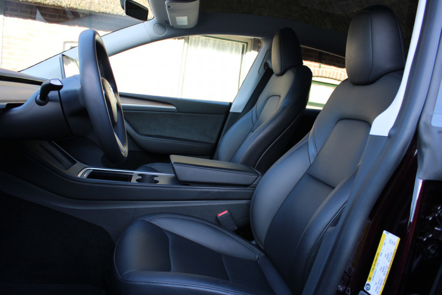 Tesla Model Y RWD 58 kWh **VERKOCHT!!**