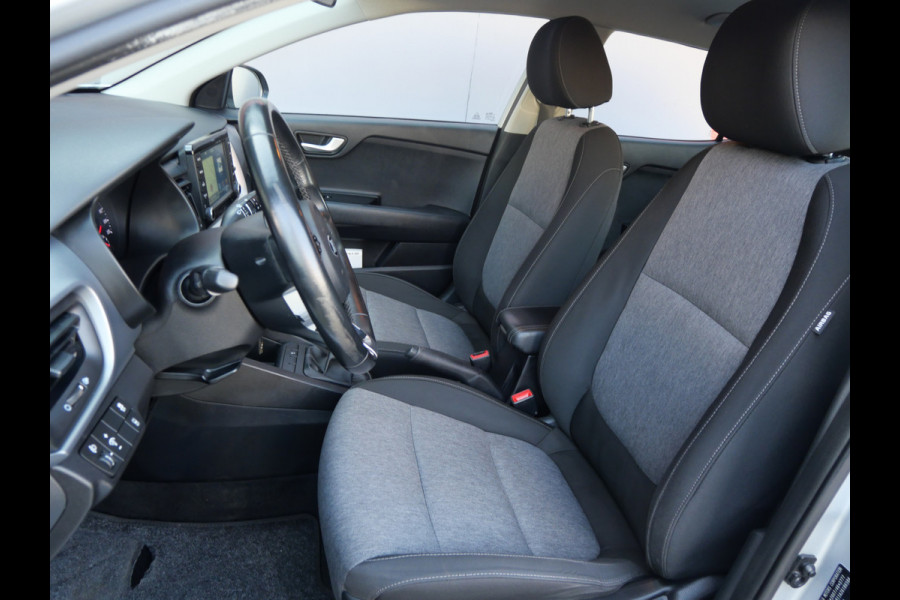 Kia Stonic 1.0 T-GDi COMFORT PLUS LINE | CRUISE | CAMERA | CARPLAY | NAVIGATIE | NL-AUTO!!