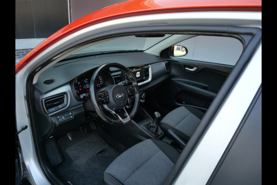 Kia Stonic 1.0 T-GDi COMFORT PLUS LINE | CRUISE | CAMERA | CARPLAY | NAVIGATIE | NL-AUTO!!