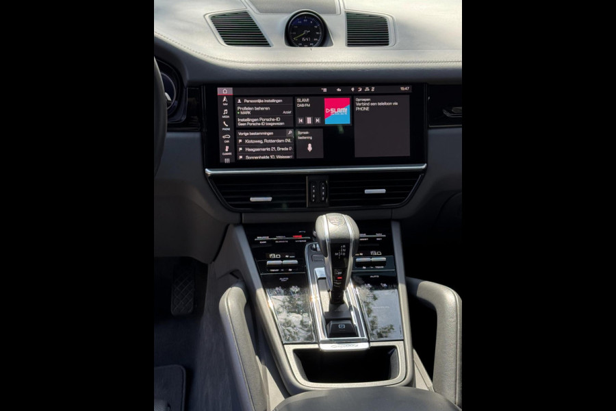 Porsche Cayenne 3.0 E-Hybrid SPORT - Panorama dak I Sport pakket I Leer I Airco I 21"Sport velgen I Black Trim I Nacht camera