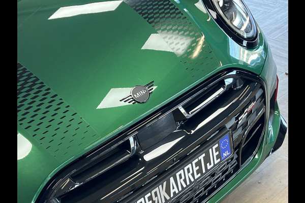 MINI Mini 2.0 JCW 232PK John Cooper Works XL Navi | H&K | HUD | Pano | Led | 360 | Keyless | Carplay | Fabrieksgarantie tot April 2028!