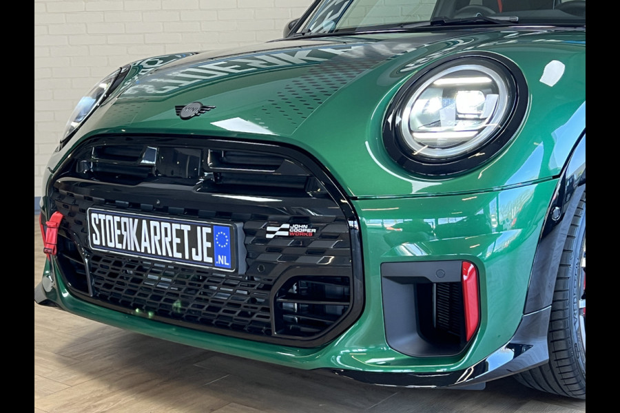 MINI Mini 2.0 JCW 232PK John Cooper Works XL Navi | H&K | HUD | Pano | Led | 360 | Keyless | Carplay | Fabrieksgarantie tot April 2028!