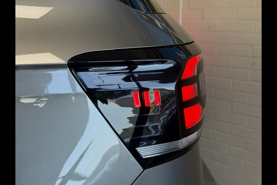 Volkswagen T-Cross 1.0 TSI 115pk DSG Style | Navigatie | Dode hoek | Stoelverwarming | PDC V+A | 100% Volkswagen Onderhouden!