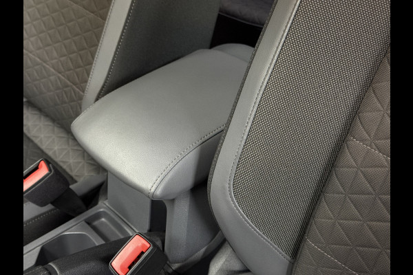 Volkswagen T-Cross 1.0 TSI 115pk DSG Style | Navi | Carplay | 17"| Camera | Led Koplampen | Stoelverwarming | 100% Volkswagen Onderhouden!