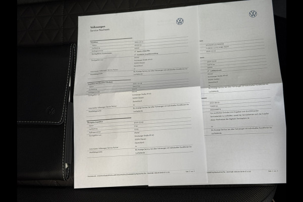 Volkswagen T-Cross 1.0 TSI 115pk DSG Style | Navi | Carplay | 17"| Camera | Led Koplampen | Stoelverwarming | 100% Volkswagen Onderhouden!