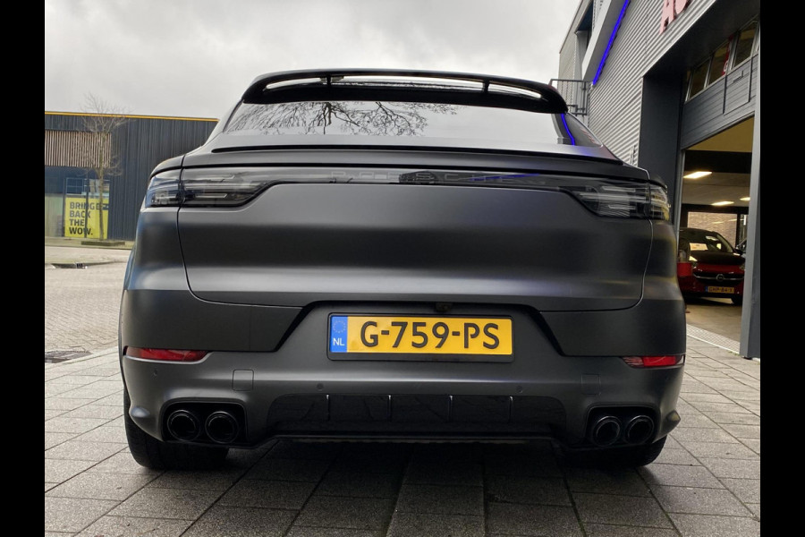 Porsche Cayenne Coupé 3.0 E-Hybrid 463PK - Matt Zwart I Panorama dak I Leer I Navigatie en nog veel Meer...