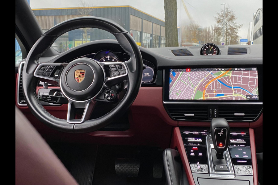 Porsche Cayenne Coupé 3.0 E-Hybrid 463PK - Matt Zwart I Panorama dak I Leer I Navigatie en nog veel Meer...