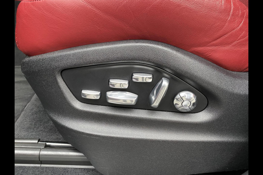 Porsche Cayenne Coupé 3.0 E-Hybrid 463PK - Matt Zwart I Panorama dak I Leer I Navigatie en nog veel Meer...