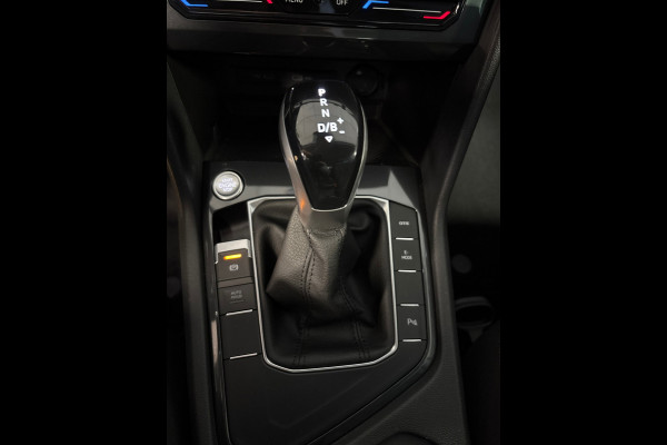 Volkswagen Tiguan 1.4 TSI eHybrid,Business+,navi,camera,apple carplay,stoelverw.IQ light