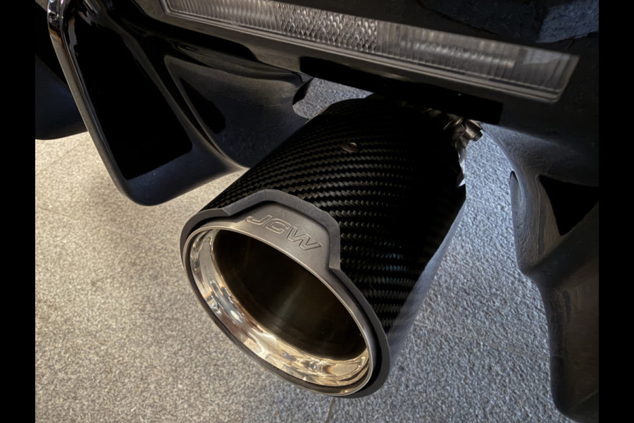 MINI Mini 2.0 JCW 232PK John Cooper Works XL Navi | H&K | HUD | Pano | Led | 360 | Keyless | Carplay | Fabrieksgarantie tot April 2028!