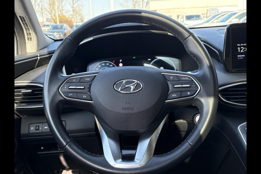 Hyundai Santa Fe 1.6 T-GDI PHEV Premium Sky 7p. | Afneembare trekhaak | Panoramadak | Stoelverwarming | Adaptive cruise control | Camera | KRELL