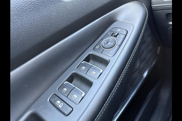 Hyundai Santa Fe 1.6 T-GDI PHEV Premium Sky 7p. | Afneembare trekhaak | Panoramadak | Stoelverwarming | Adaptive cruise control | Camera | KRELL