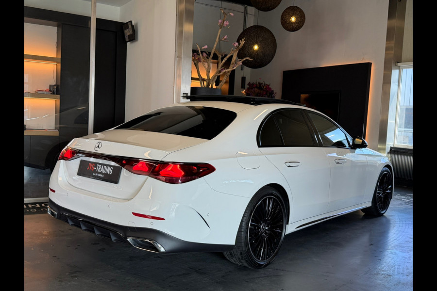 Mercedes-Benz E-Klasse 200 AMG Night Edition 2024 garantie Panorama Sfeerverl.
