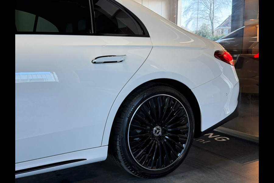 Mercedes-Benz E-Klasse 200 AMG Night Edition 2024 garantie Panorama Sfeerverl.