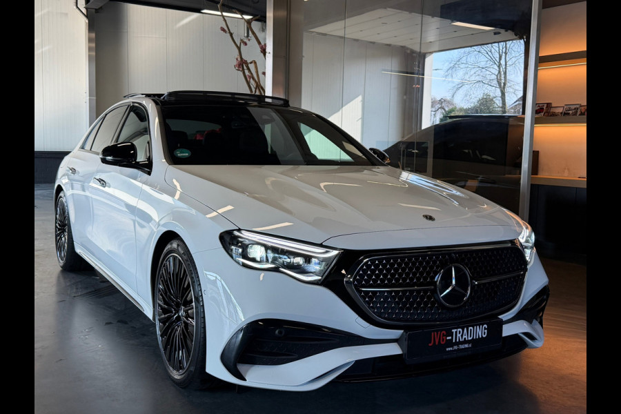 Mercedes-Benz E-Klasse 200 AMG Night Edition 2024 garantie Panorama Sfeerverl.