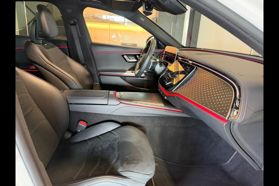 Mercedes-Benz E-Klasse 200 AMG Night Edition 2024 garantie Panorama Sfeerverl.