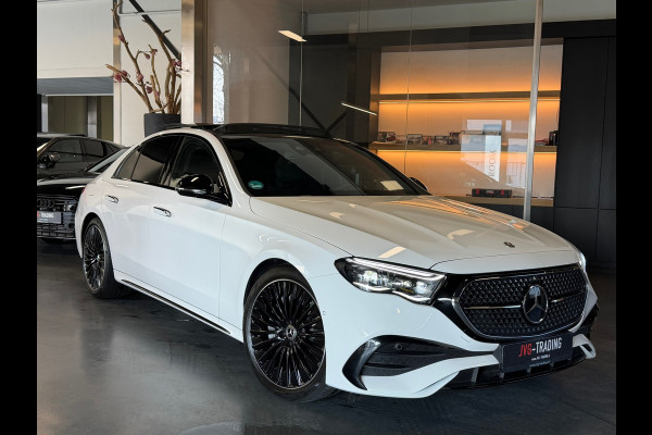 Mercedes-Benz E-Klasse 200 AMG Night Edition 2024 garantie Panorama Sfeerverl.