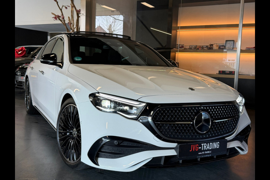 Mercedes-Benz E-Klasse 200 AMG Night Edition 2024 garantie Panorama Sfeerverl.