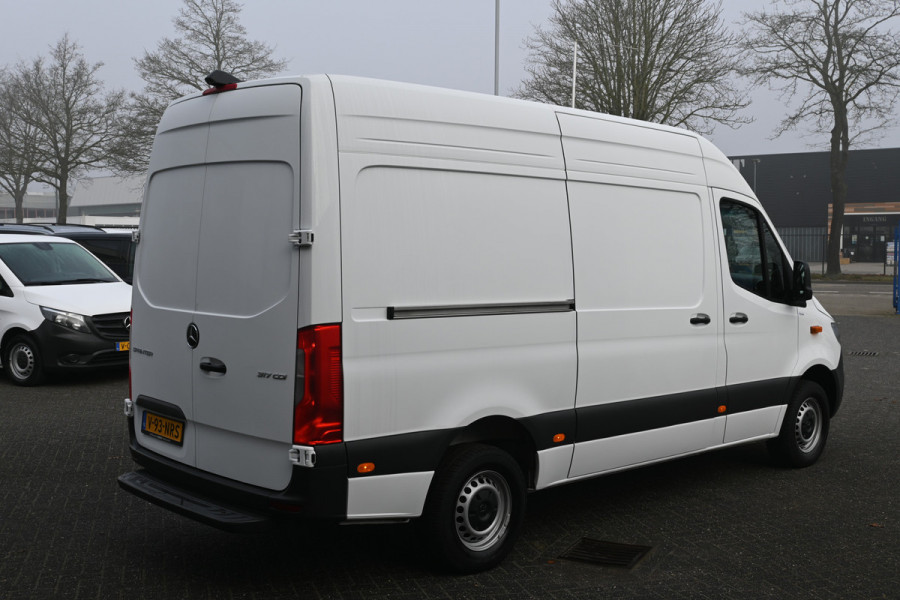 Mercedes-Benz Sprinter 317 CDI L2H2 Pro Geveerde stoel, Navigatie met camera