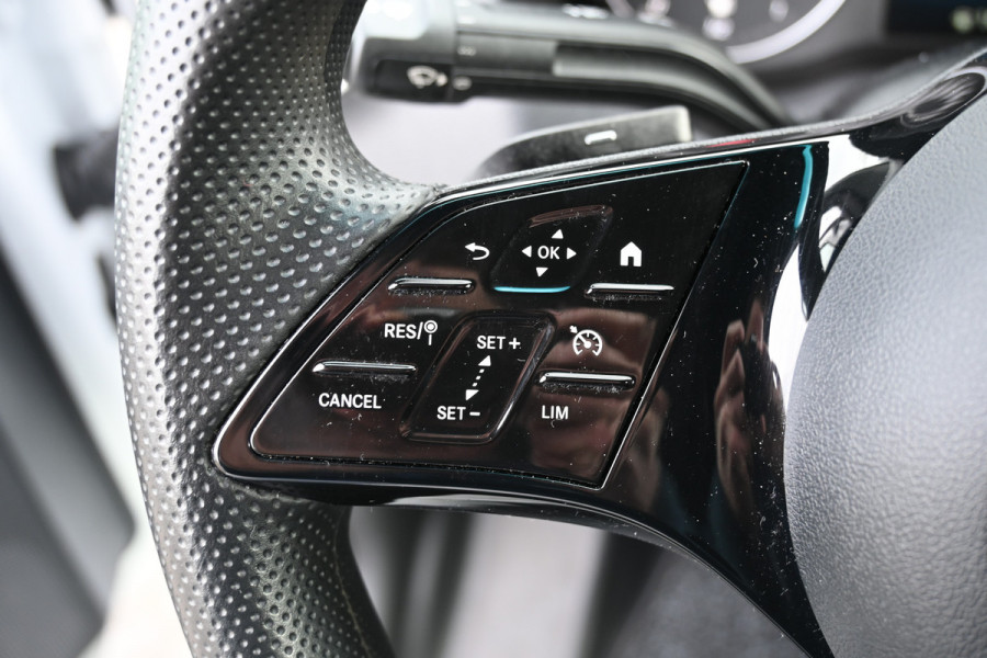 Mercedes-Benz Sprinter 317 CDI L2H2 Pro Geveerde stoel, Navigatie met camera