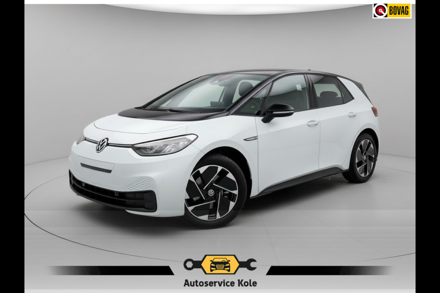 Volkswagen ID.3 First Black Edition 58 kWh * SoH 89% * Steunhaak * Navigatie * Parkeersensoren * Adaptieve Cruise *