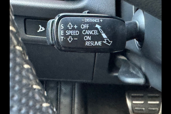 Škoda ENYAQ iV 60 Sportline * SoH 89% * Trekhaak * Camera * Elek. Klep * 21 inch velgen *