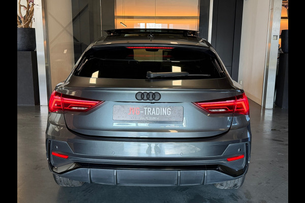 Audi Q3 Sportback 35 TFSI S line Panorama Camera Keyless Leder