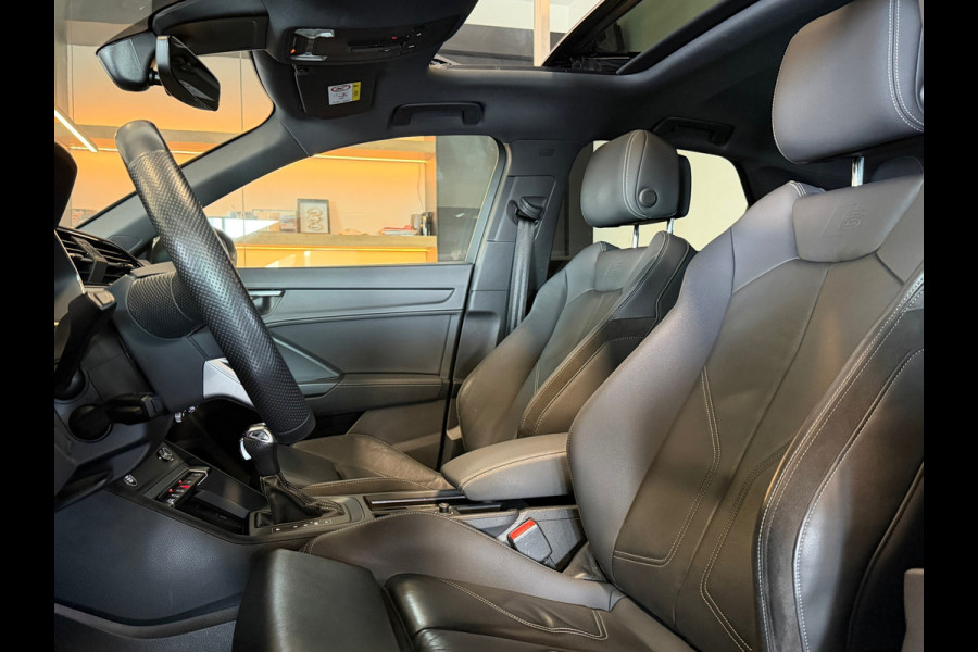 Audi Q3 Sportback 35 TFSI S line Panorama Camera Keyless Leder