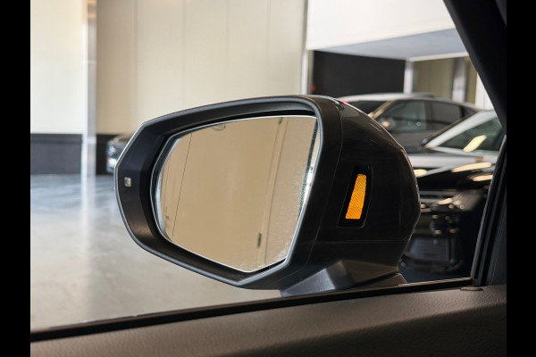 Audi Q3 Sportback 35 TFSI S line Panorama Camera Keyless Leder