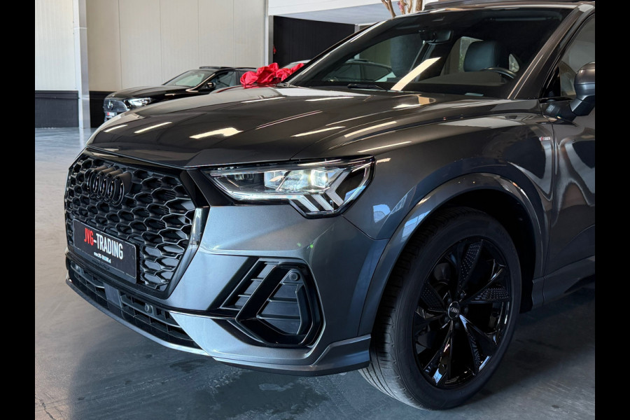 Audi Q3 Sportback 35 TFSI S line Panorama Camera Keyless Leder
